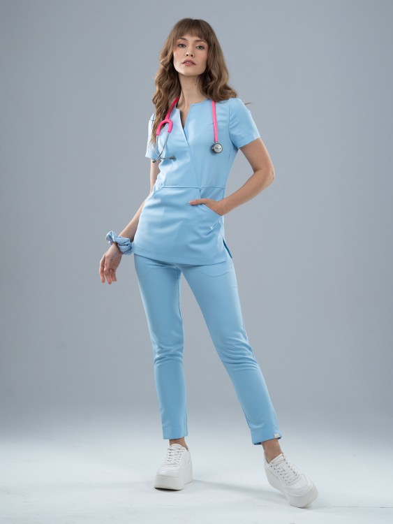 Bluza medyczna damska scrubs SLIM SKY BLUE