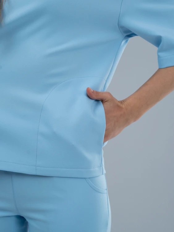 Bluza medyczna damska scrubs BASIC PRO SKY BLUE