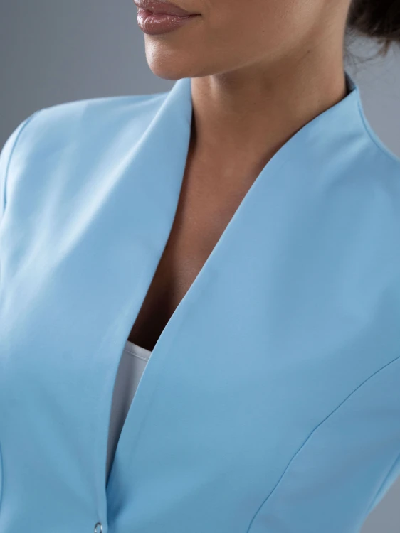 Fartuch medyczno-kosmetyczny CLASSY SKY BLUE krótki