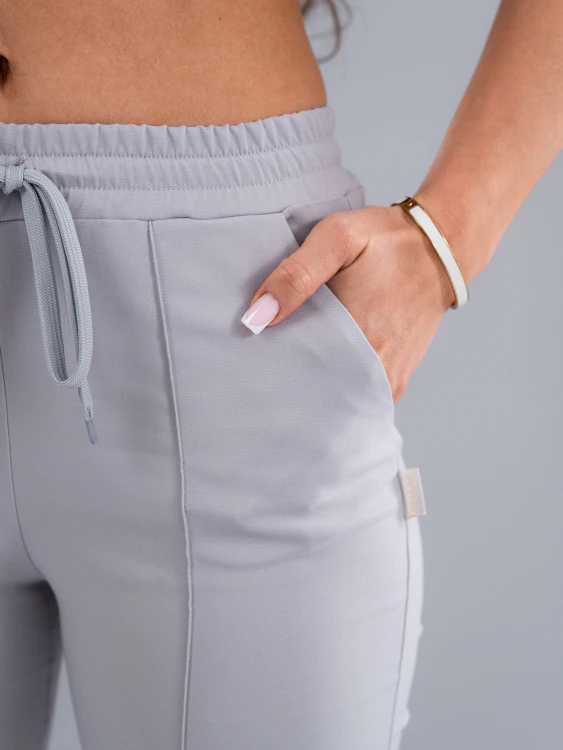 Spodnie medyczne damskie scrubs DZWONY MILKY GREY