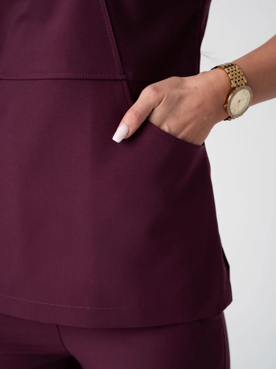 Bluza medyczna damska scrubs SLIM ŚLIWKA W CZEKOLADZIE