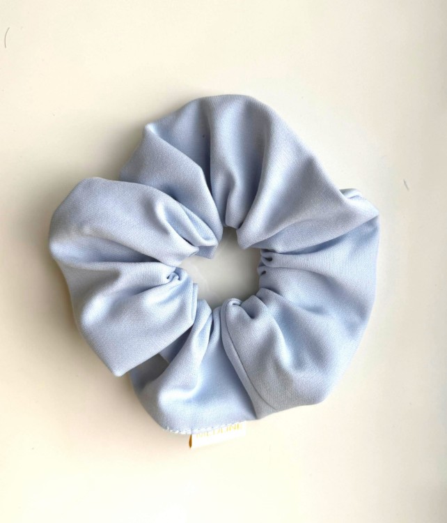 Scrunchie BABY BLUE gumka do włosów błękitna