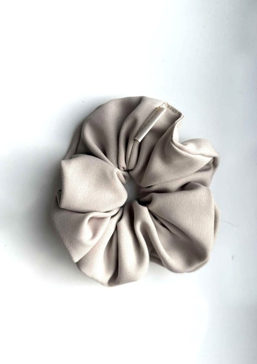 Scrunchie COLD NUDE gumka do włosów chłodny beż