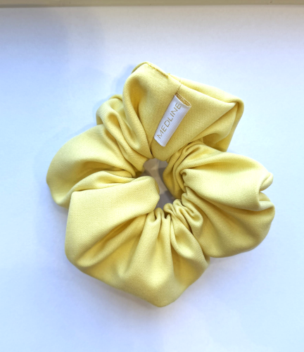 Scrunchie SUNNY BANANA gumka do włosów żółty banan